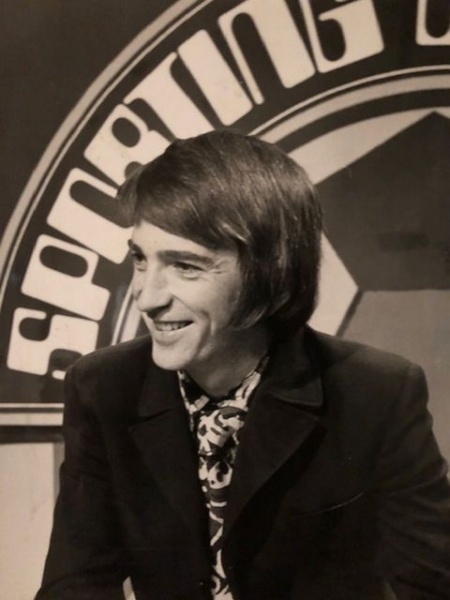 File:Gordon Burns 1970s.jpg